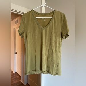 Universal thread tee